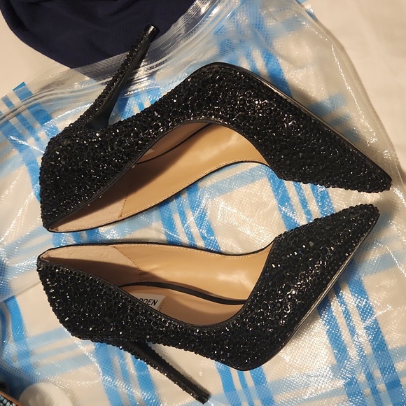 heels - Picture 4 of 4